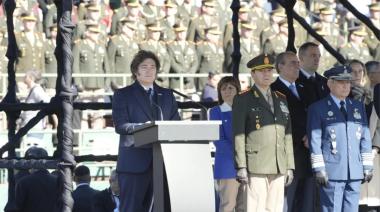 Día de la Bandera: Milei encabezó un acto militar en Palermo