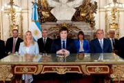 Milei reúne a su Gabinete tras el duro revés electoral en Buenos Aires