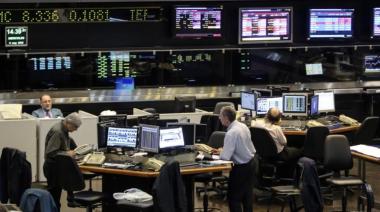 Euforia en los mercados: retrocedió el dólar, sube la Bolsa y se hunde el riesgo país