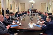 Milei reúne a los gobernadores “dialoguistas” para blindar su agenda legislativa