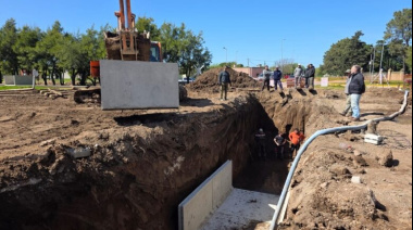 Stadnik presentó la obra de desagües en Av. San Luis y Seijo