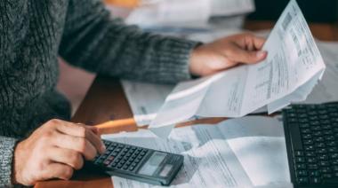 Octubre llega con subas en servicios, prepagas, colegios privados y alquileres