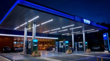 YPF confirmó que será más barato cargar nafta a la madrugada