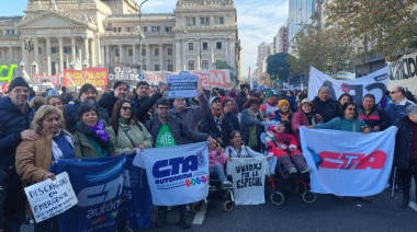 Mega marcha en el Congreso: jubilados, Ni Una Menos y médicos