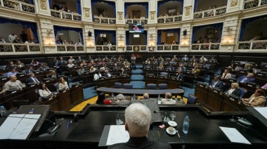 Axel Kicillof con luz verde para la empresa de ambulancias en Diputados: UxP logró la media sanción