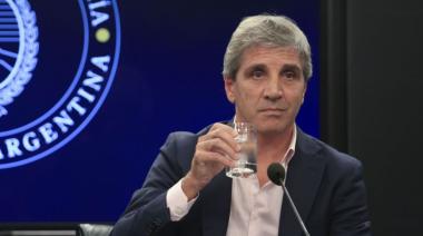 En medio de la tensión cambiaria, Caputo compartió un enigmático mensaje