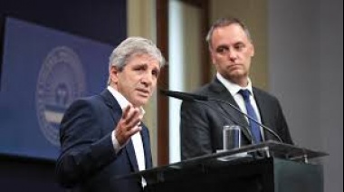El Gobierno suspendió el anuncio sobre medidas para fomentar el uso del “dólar colchón”