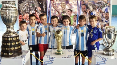 Se exhibieron las copas de la Scaloneta