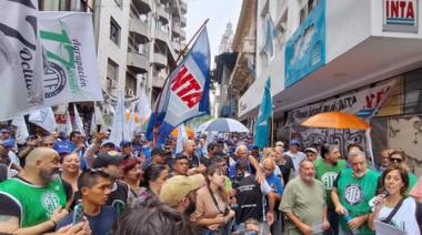 Trabajadores del INTA se movilizan contra la fusión con otros organismos