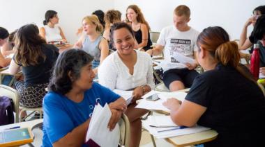 Lanzan diplomatura para el cuidado de personas mayores y con discapacidad