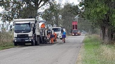 Avanza la obra de bacheo y mejoras en el acceso a Dudignac