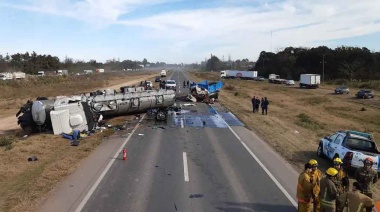 Un muerto y dos heridos graves en siniestro sobre Ruta 5