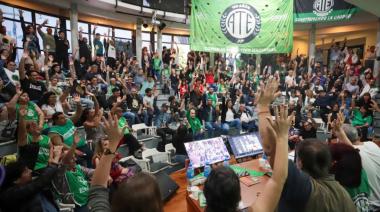 El Gobierno limitó el derecho a huelga y amplía las actividades esenciales
