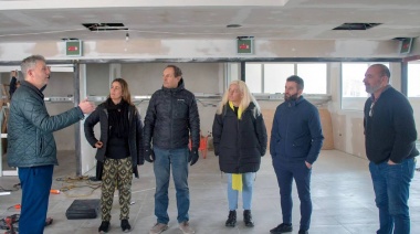 Stadnik y funcionarios de Región Sanitaria recorrieron obras de salud