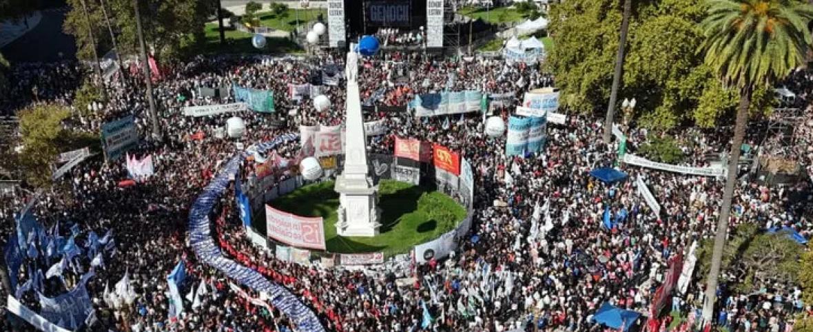 Una multitud clamó Memoria, Verdad y Justicia a 50 años del golpe militar