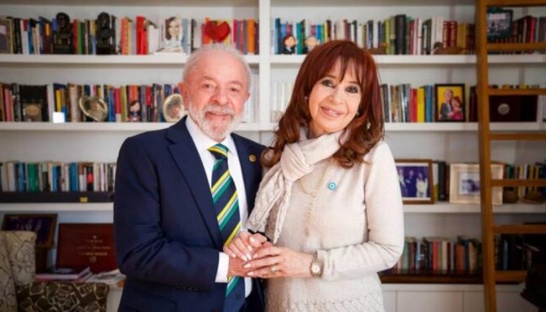 Lula visitó a Cristina en lo que la expresidenta llamó “un acto político de solidaridad”