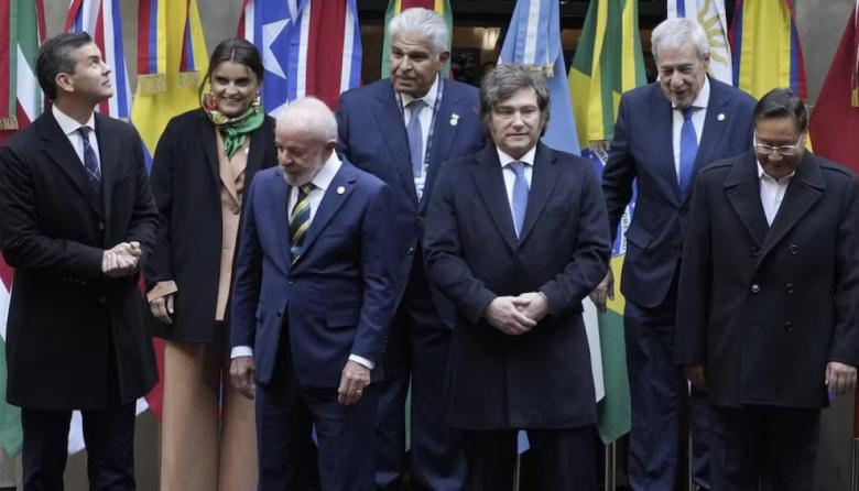 Advertencia de Milei al Mercosur: "Emprenderemos el camino de la libertad, acompañados o solos"