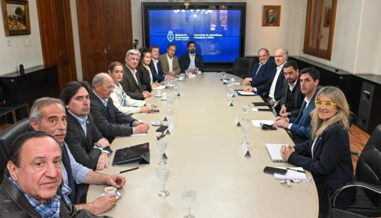 El Gobierno recibió a la Mesa de Enlace para comenzar a rearmar el INTA