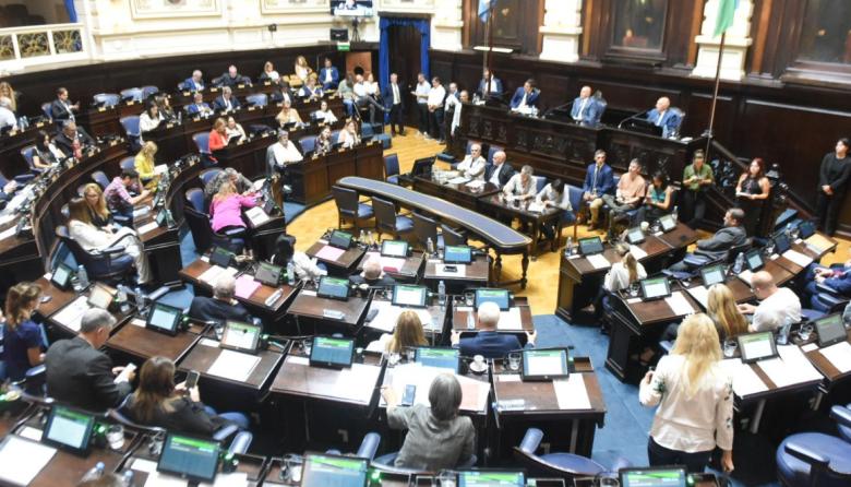 Diputados prepara la jura de los nuevos legisladores, previo al debate del endeudamiento