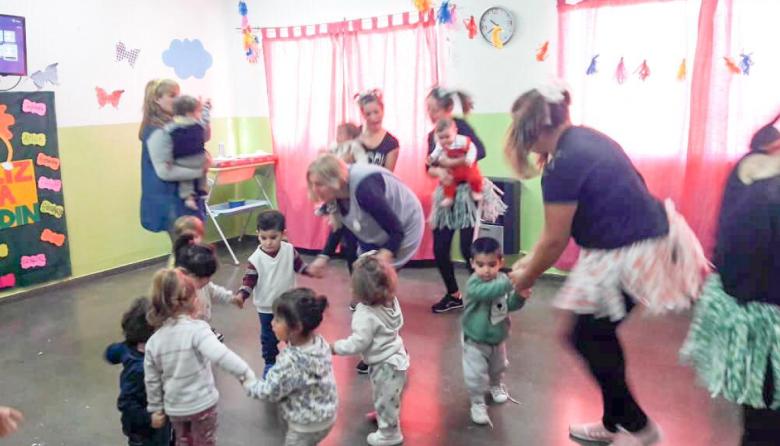 Sigue abierta la inscripción para los jardines maternales municipales