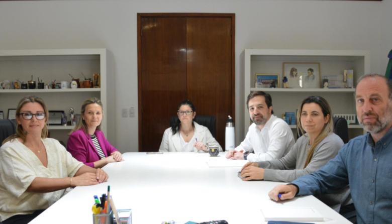 Gentile gestionó ante Kreplak mejoras en el sistema de salud pública nuevejuliense