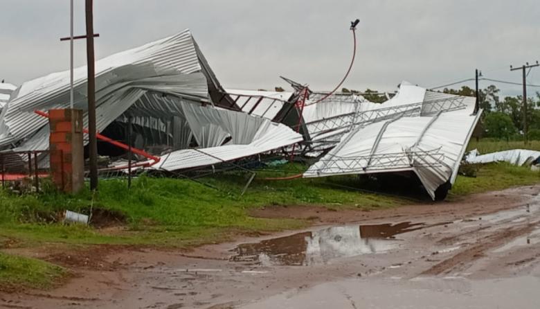 Fuertes tormentas causaron destrozos en el centro y sudoeste bonaerense