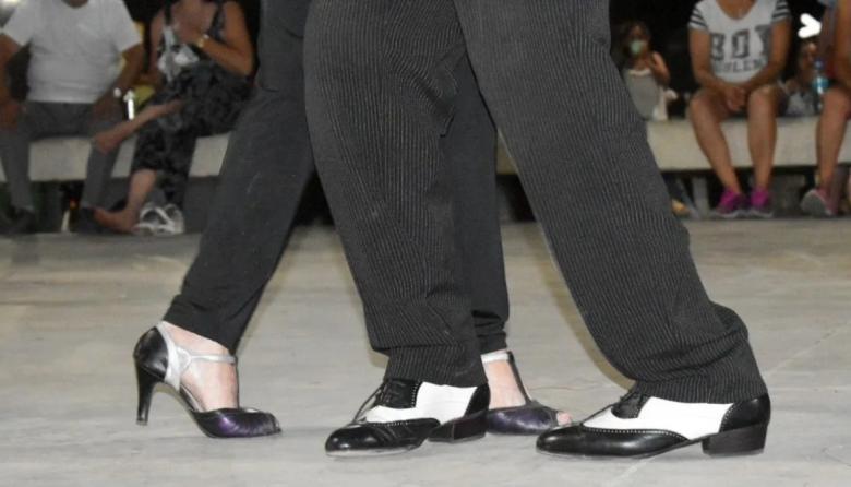 Los Cantores de Tango presentan su último show del año en el Constantino