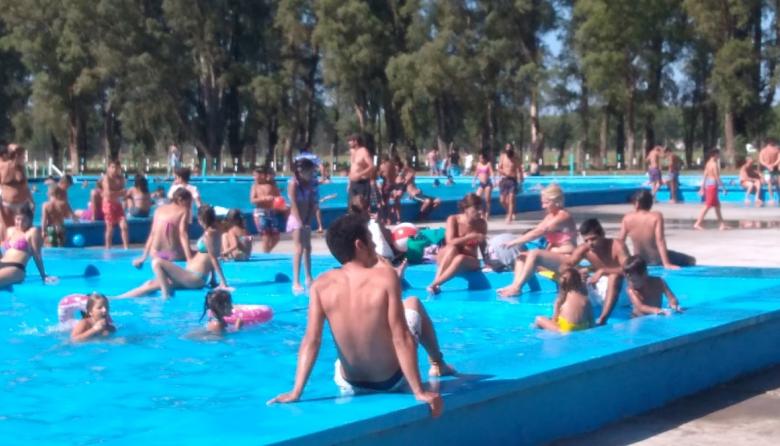 Se inauguró la temporada de la Pileta de San Esteban en Carlos Casares