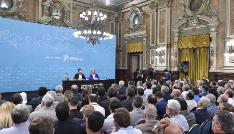 Kicillof pidió a la Legislatura aprobar el endeudamiento y denunció “asfixia financiera”