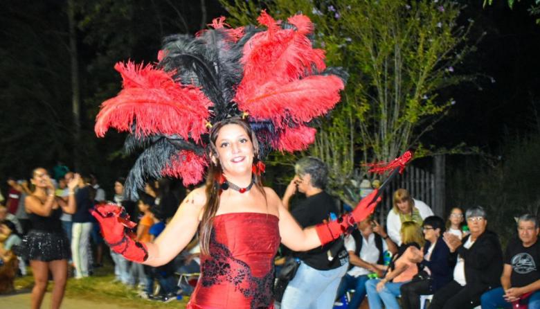 El carnaval volvió a brillar en Mechita con una gran convocatoria