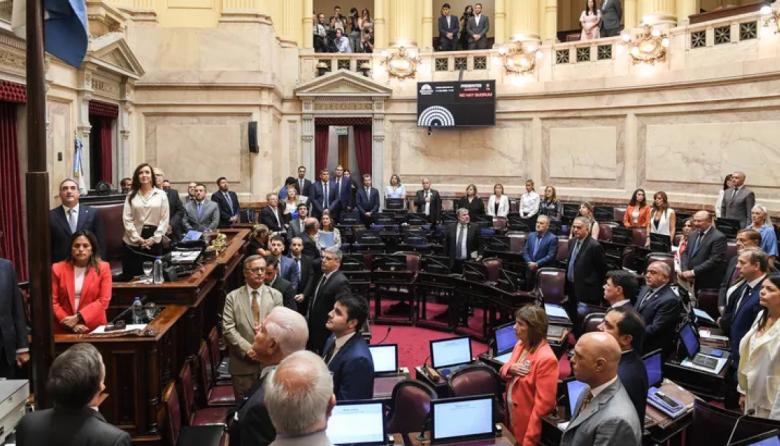 El Senado debate la reforma laboral en medio de reclamos por más cambios