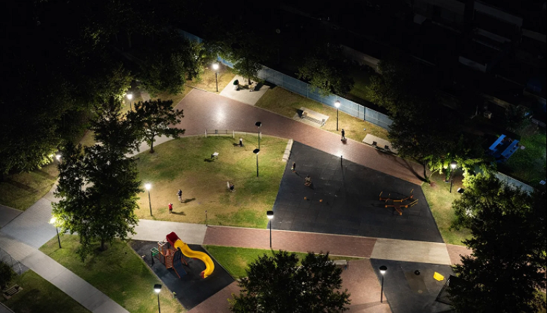 Pehuajó avanza con el recambio de luminarias: instalaron 136 luces LED en varios barrios