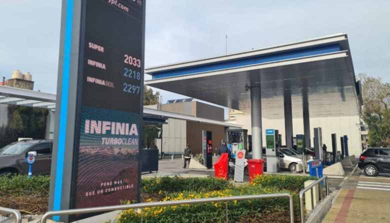 El Gobierno nacional dispuso un nuevo aumento del combustible en mayo