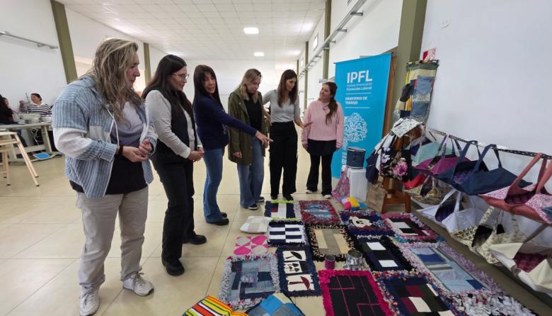 Respaldo municipal al Taller Textil del Centro de Formación Laboral