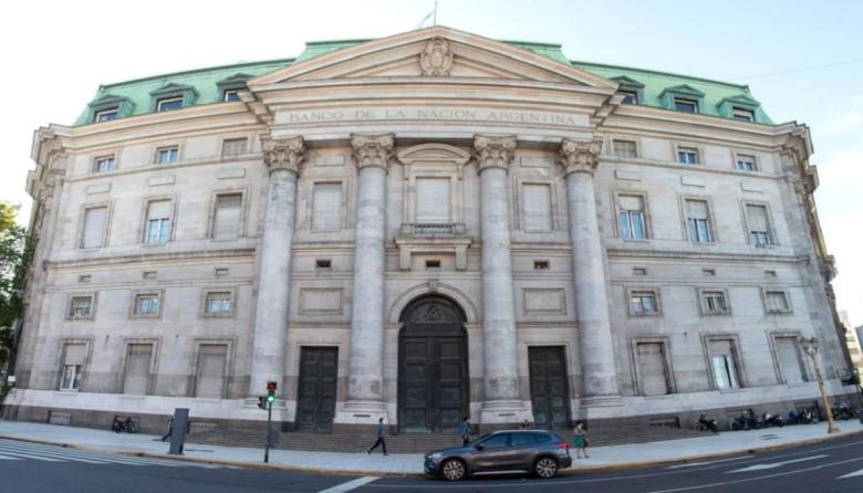 Crece la polémica por créditos del Banco Nación a funcionarios del Gobierno