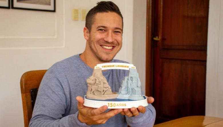 Presentan escultura conmemorativa que refleja la historia de la ciudad