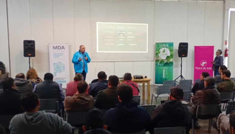 Buenas prácticas agrícolas: capacitan a aplicadores de fitosanitarios