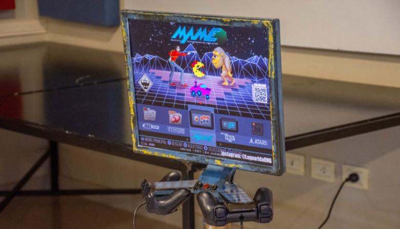 El Hospital Orellana incorporó una consola de videojuegos para pediatría