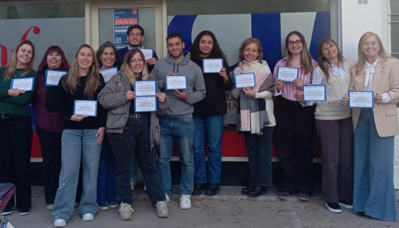 Docentes de francés pehuajenses incorporan Inteligencia Artificial al aula