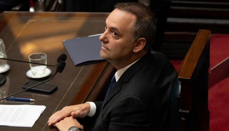 Entre gastos y deudas, Adorni acumula compromisos por más de U$S 725 mil