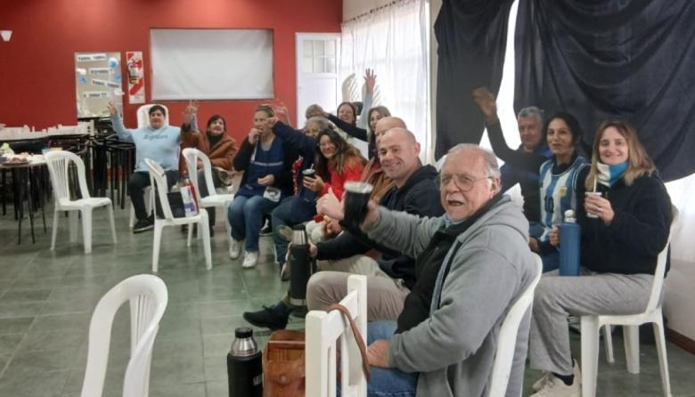 El Centro de Jubilados abre sus puertas para mirar los partidos de la Selección