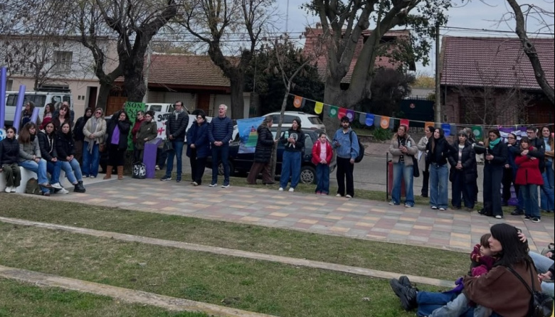 La comunidad pehuajense renovó su compromiso contra la violencia de género
