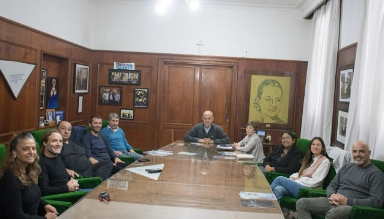 Zurro anunció nuevos proyectos para el Hospital Aramburu