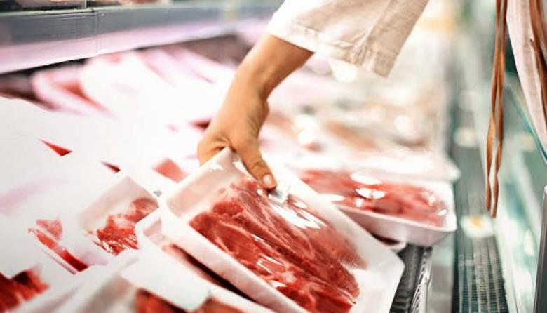 El consumo de carne volvió a caer y llegó a su menor nivel en 20 años