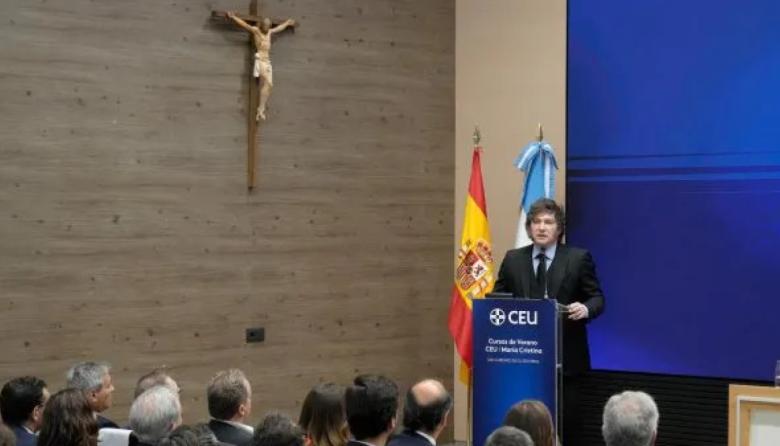 Milei sobre Adorni: "Si la Justicia lo considera culpable, lo eyecto de una patada”