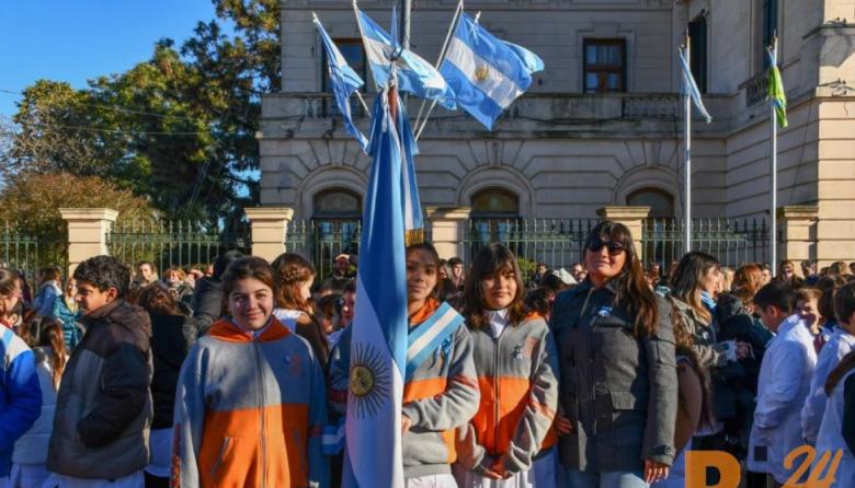 Emotivo homenaje a Manuel Belgrano y su legado en Bragado