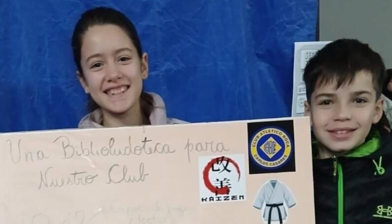 Jóvenes de Boca Carlos Casares impulsan una biblio-ludoteca para el merendero