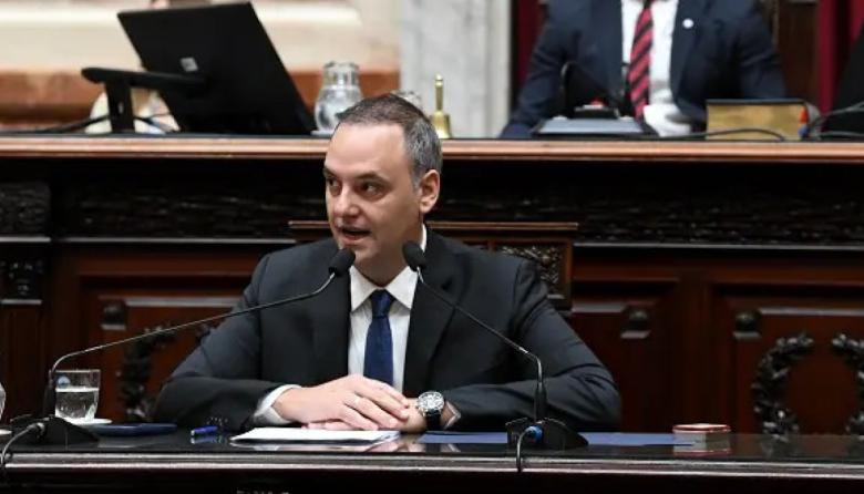 Crecen las versiones en el Gobierno sobre una posible salida de Manuel Adorni