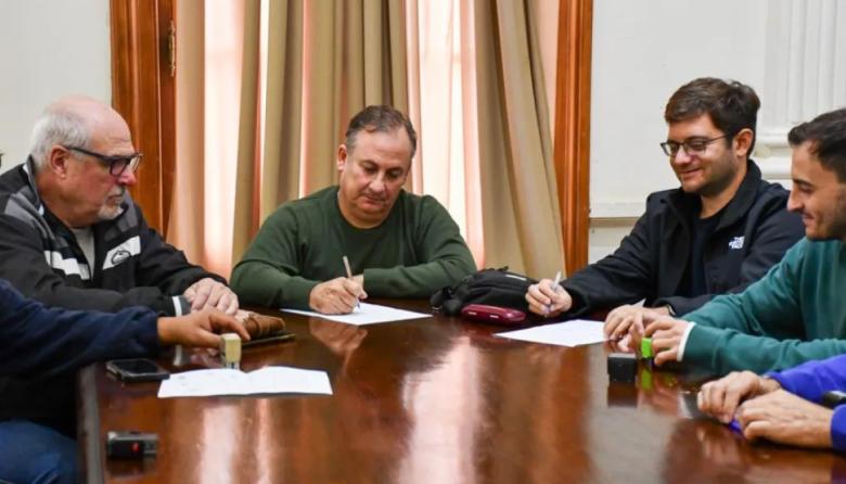 Gremios municipales de Bragado rechazaron la oferta salarial del Ejecutivo