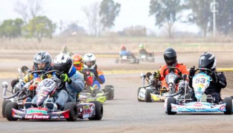 El karting vuelve a la pista con una jornada de pruebas libres